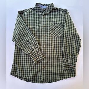 Men’s Field & Stream Long Sleeve Shirt
Size Large​